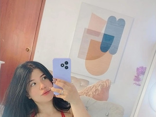 Soft Skin & Bad Thoughts 😏