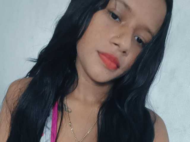HaileySkinny