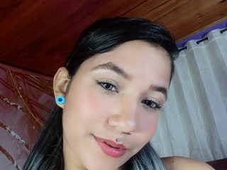 🌹One look won't be enough💋