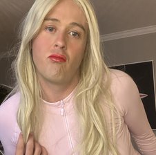 SissyIsabella14
