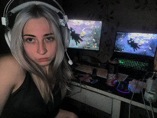 7
