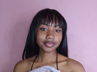 💋