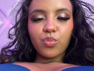 A kiss for u