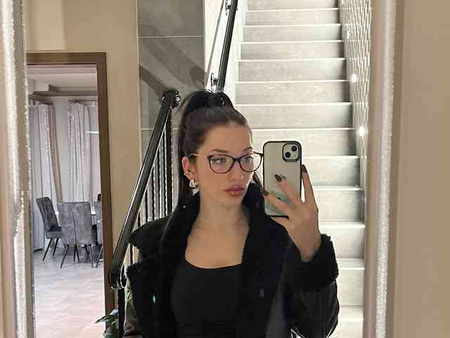 MiaPaloma18