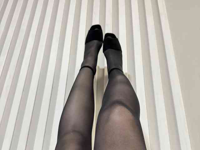 riris-feet