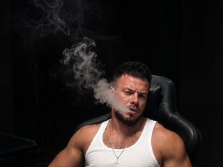 CLOUDYJULIUS