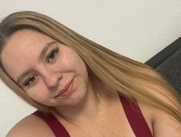 Mia-Lou05 webcam