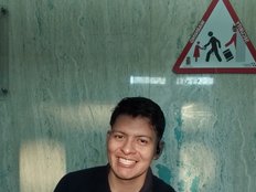 Carlos238023a