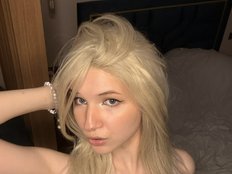 VikkiiSecret private show