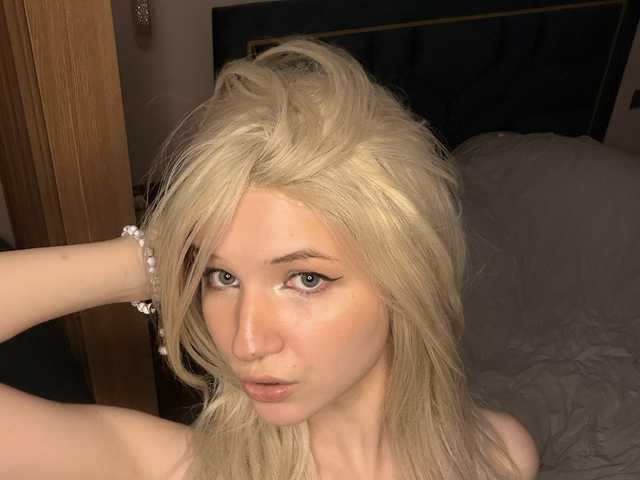 VikkiiSecret