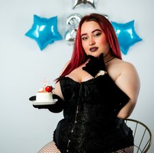 CaroliineEvans1