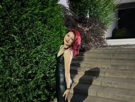 Watch  GoddessElissa live on BongaCams