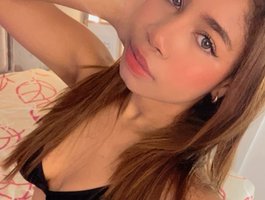 Live Chat with EmmaRogers on BongaCams