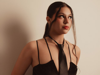 Delicate and soft 🖤
