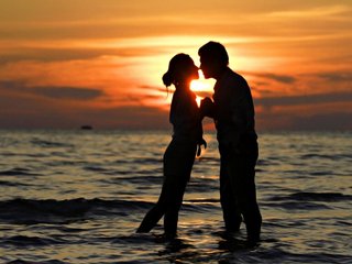 HornyCouple07