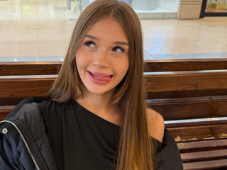 😝