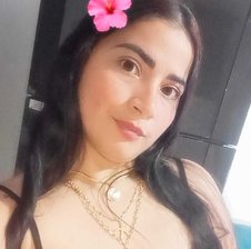 Eva-bigtits