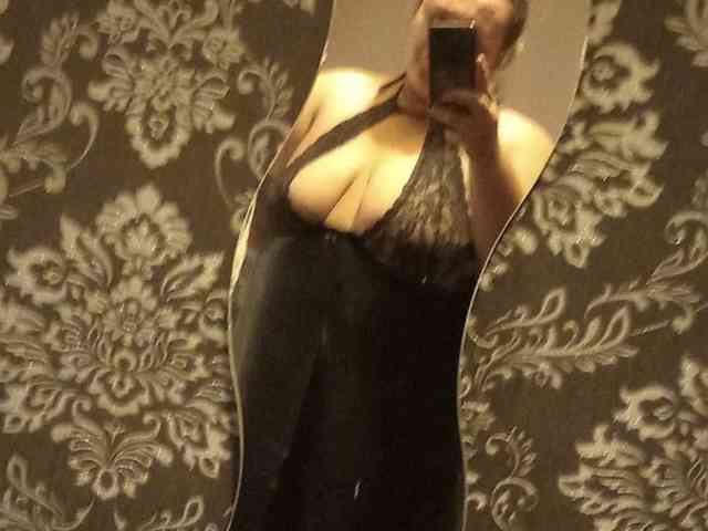 HoneyHazelX