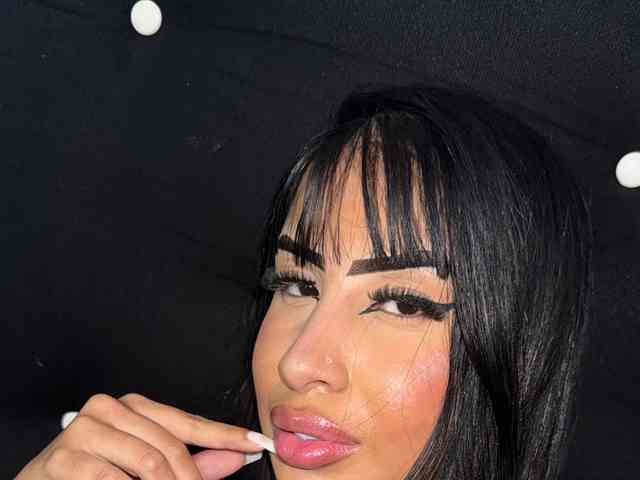 Julie-Xoxo