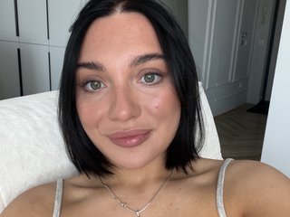 AlexaHotty1