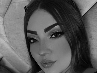 ♥️🖤♥️