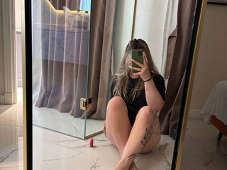 mirror miss