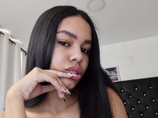 😘