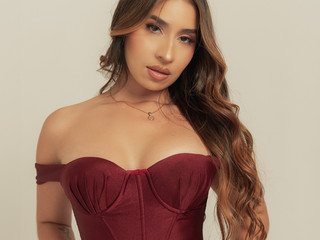 I look really sexy in red💖