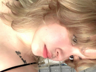 😘👄hey
