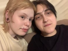 AliceAndMia Erotik Cam Profil auf Sex-Cam.sex