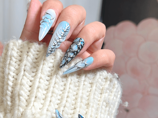 Nails for yilou