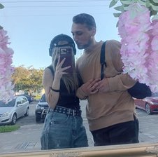 LOVELYTWINS