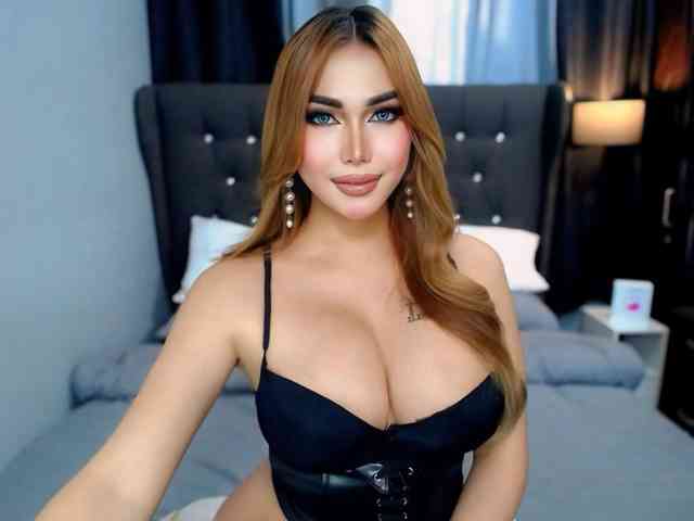BigCockDominantMistress