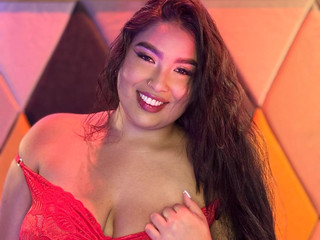 Red looks good on me
