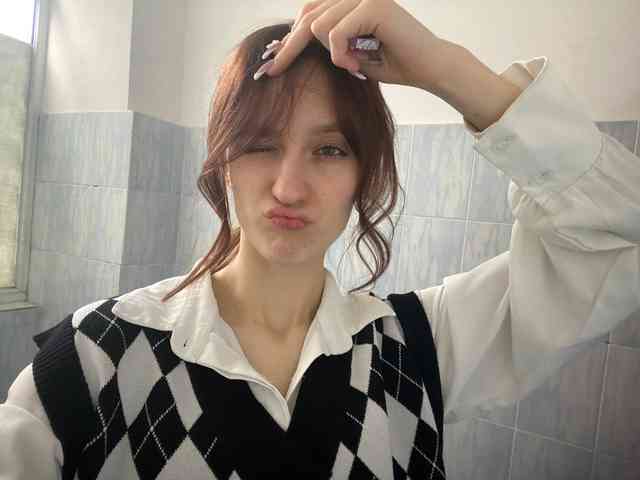 LioraVex