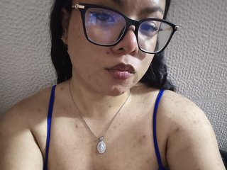 Emmy-honey