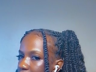 PetiteDivah24