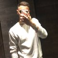 Adam09200