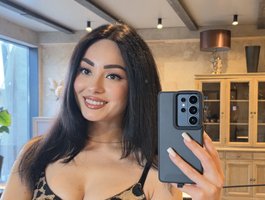 Brunetkaaaa