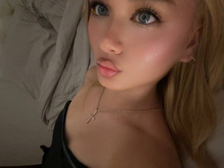 Wow... very hot