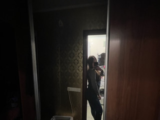 Ass in the mirror
