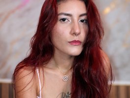 NinaHollister