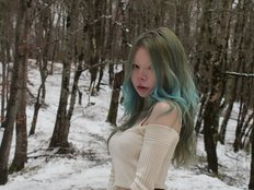 JENNIE-1--