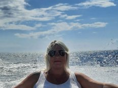 Elenochka Erotik Cam Profil auf Sex-Cam.sex