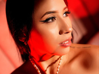 Pretty face