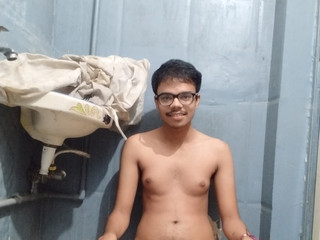 Xrandi star nude