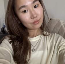 Naomi33
