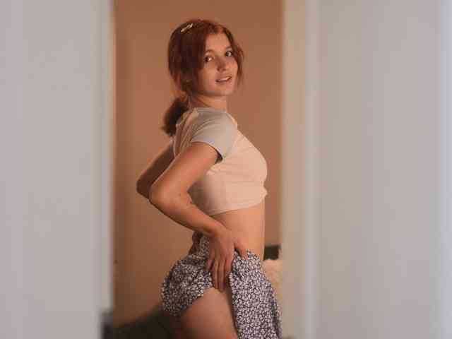 LolaEverly