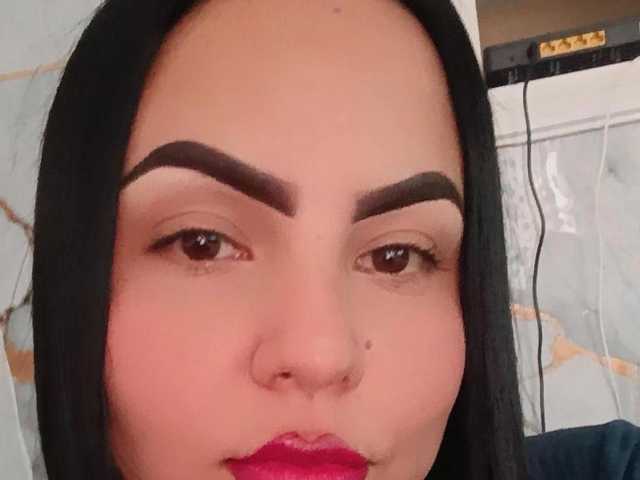 curvy-sexyvalen