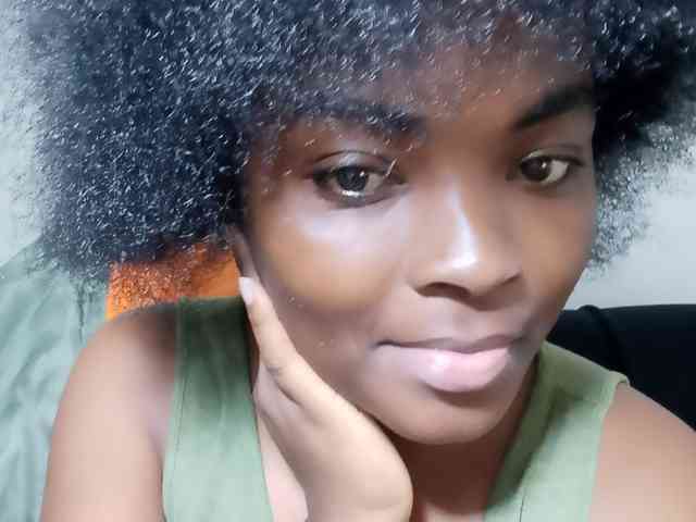 NaughtyGirl14a